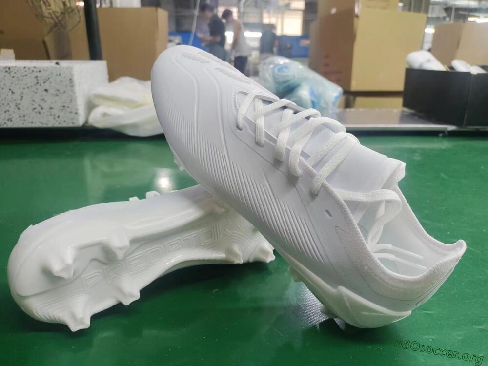 Adidas Predator Accuracy.1 FG Football Boots - White/Beige