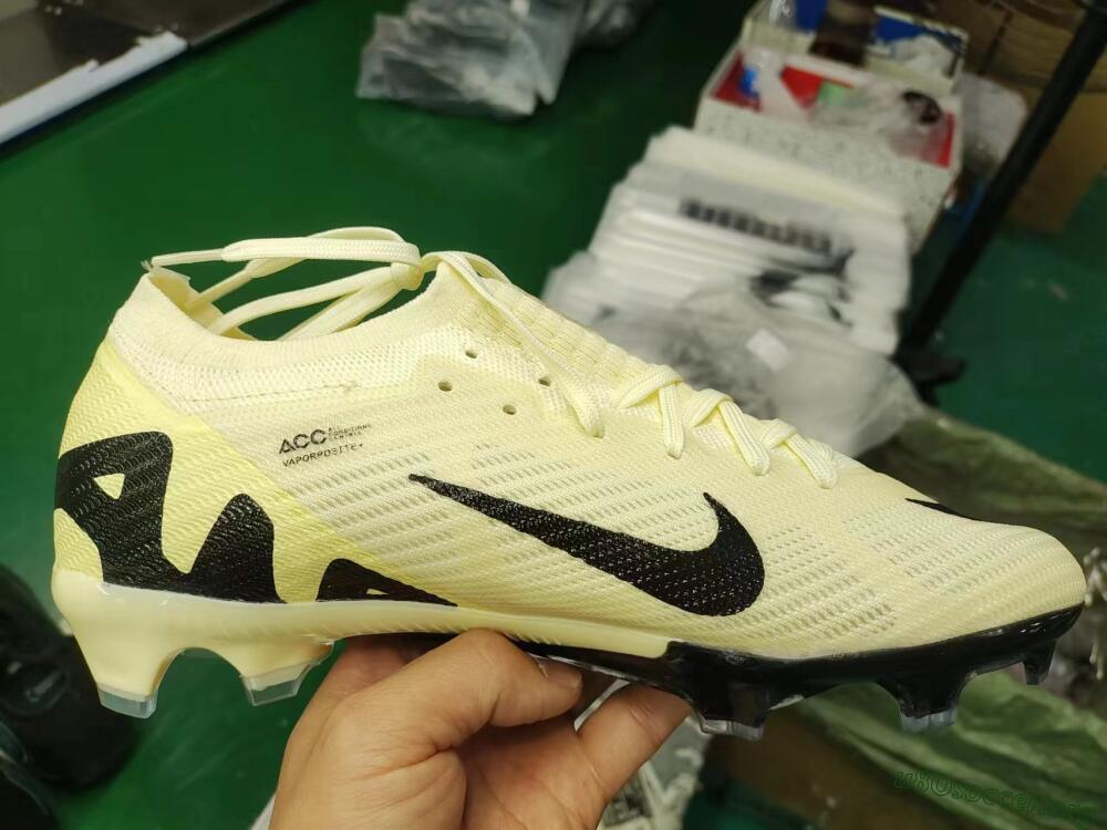 Nike Air Zoom Mercurial Vapor 15 Elite FG Football Boots - Beige/Black