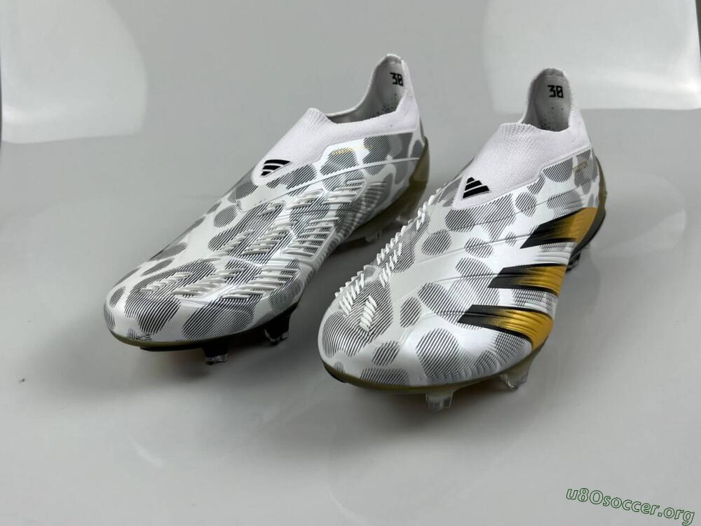 Adidas Predator Accuracy+ Laceless FG Football Boots - White/Grey/Gold