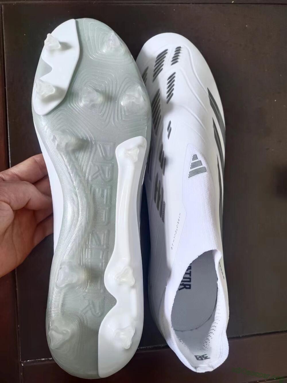 Adidas Predator Accuracy+ FG Football Boots - White/Grey/Silver
