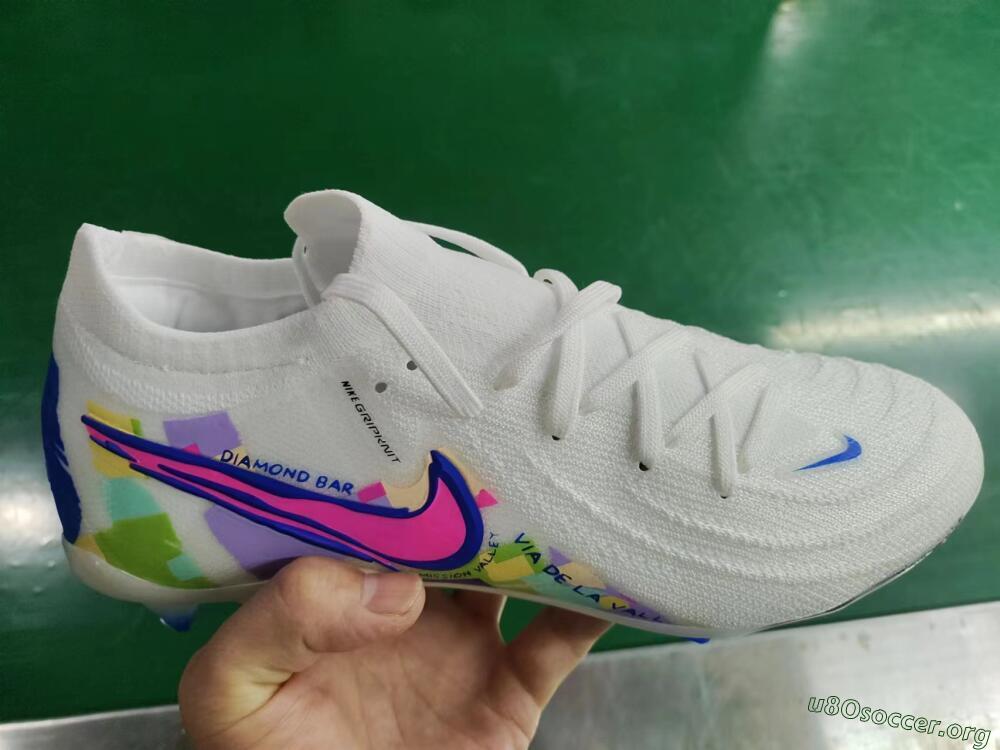 Nike Phantom Luna Elite NU FG Football Boots - Beige/Blue/Yellow/Pink