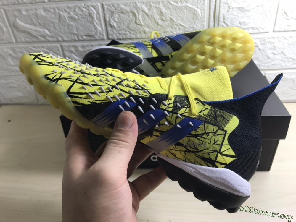 Adidas Predator Freak.1 TF Football Shoes - Yellow/Black/Blue