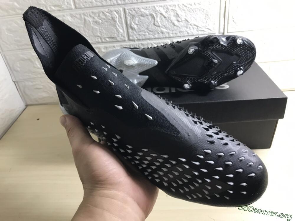 Adidas Predator Freak+ FG Football Boots - Black/Siliver