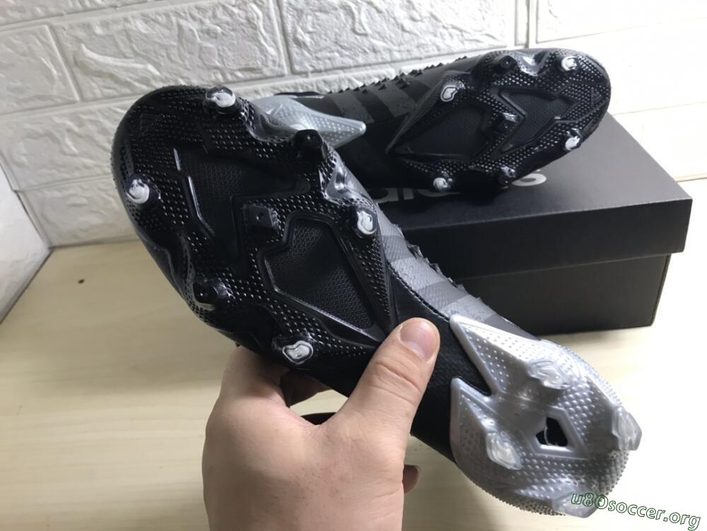 Adidas Predator Freak+ FG Football Boots - Black/Siliver