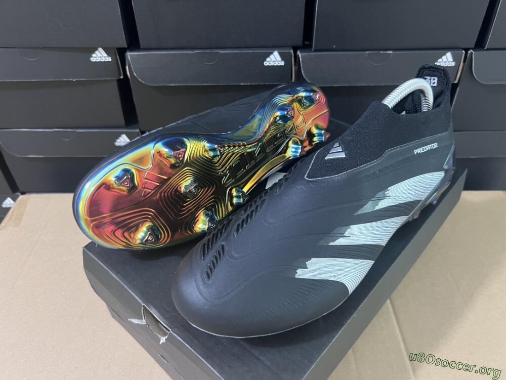 Adidas Predator Accuracy+ Laceless FG Football Boots - Black/Silver
