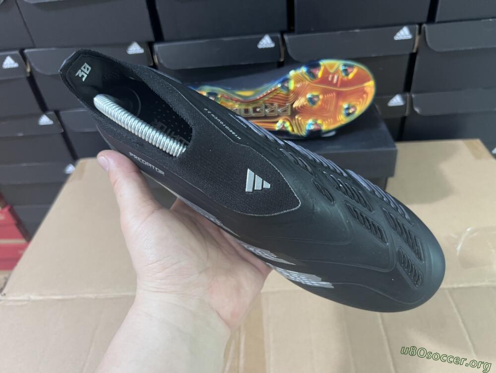 Adidas Predator Accuracy+ Laceless FG Football Boots - Black/Silver
