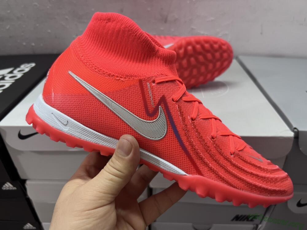 Nike Phantom Luna 2 Elite TF Football Shoes - Red/Black/Blue/White