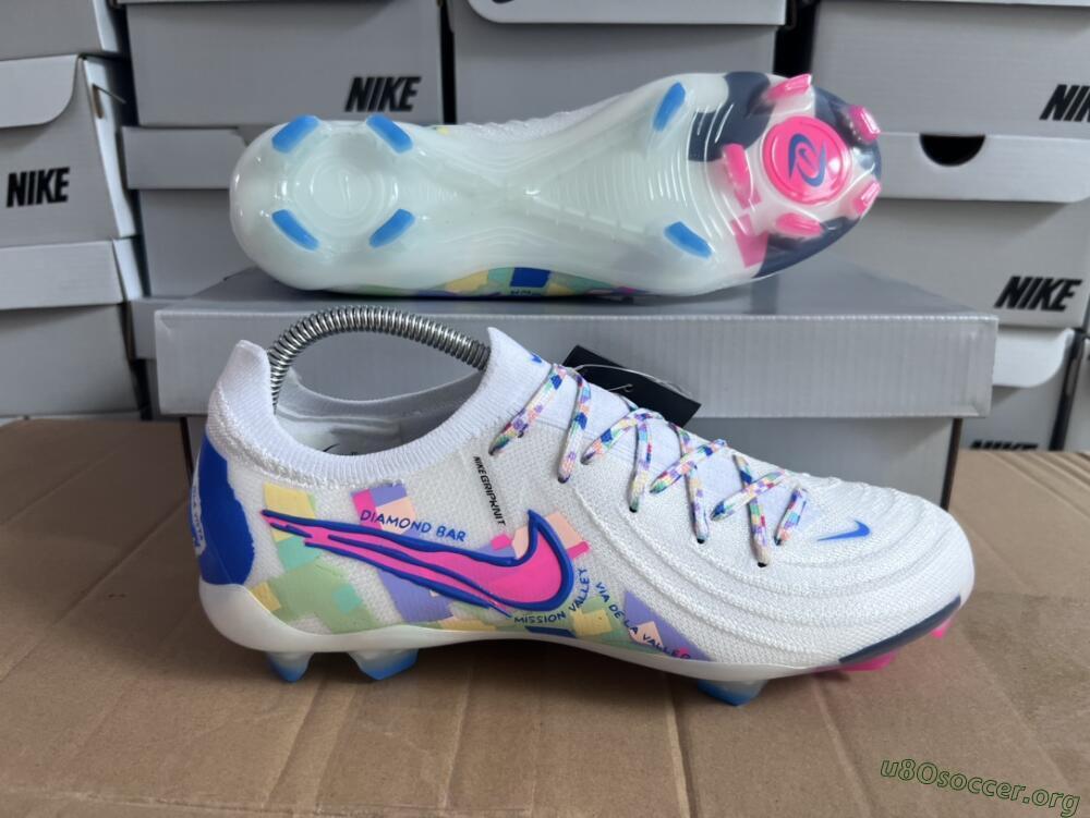Nike Phantom Luna Elite NU FG Football Boots - Beige/Blue/Yellow/Pink