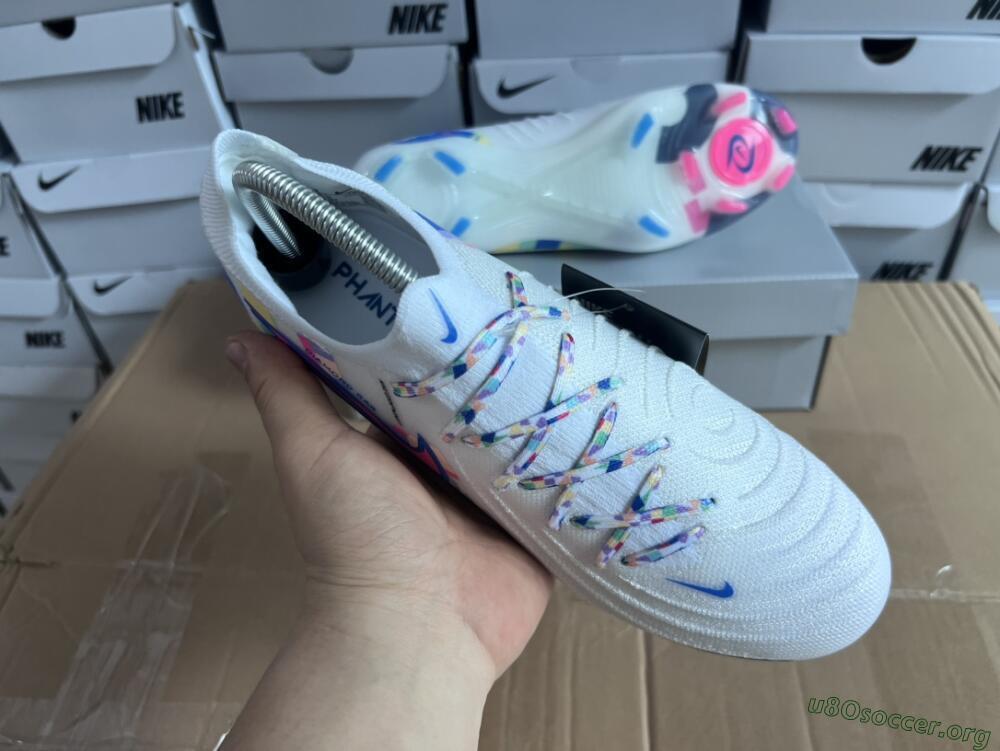Nike Phantom Luna Elite NU FG Football Boots - Beige/Blue/Yellow/Pink