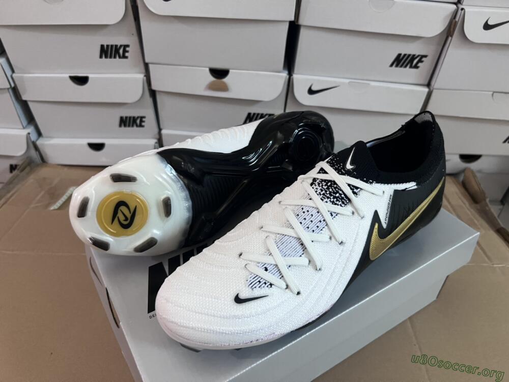 Nike Phantom Luna Elite Low FG Football Boots - White/Black/Gold