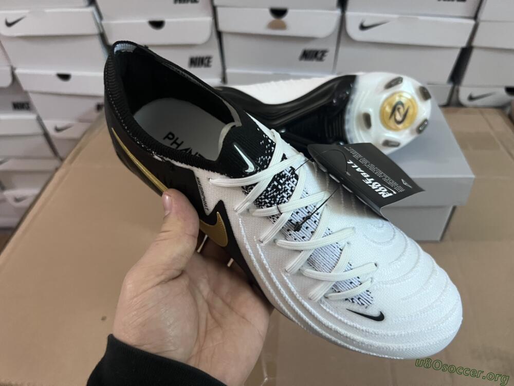 Nike Phantom Luna Elite Low FG Football Boots - White/Black/Gold