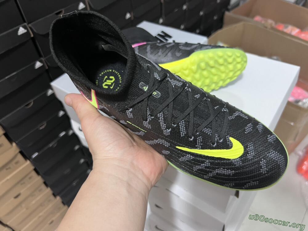 Nike Phantom Luna 2 Elite TF Football Shoes - Black/Yellow/Pink