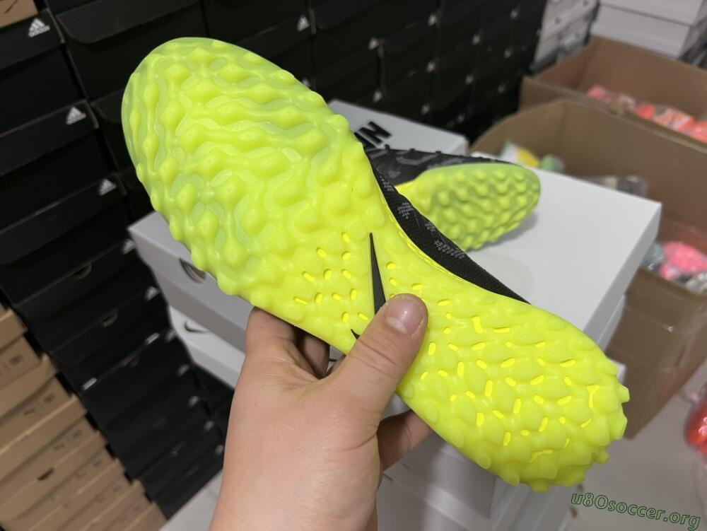 Nike Phantom Luna 2 Elite TF Football Shoes - Black/Yellow/Pink