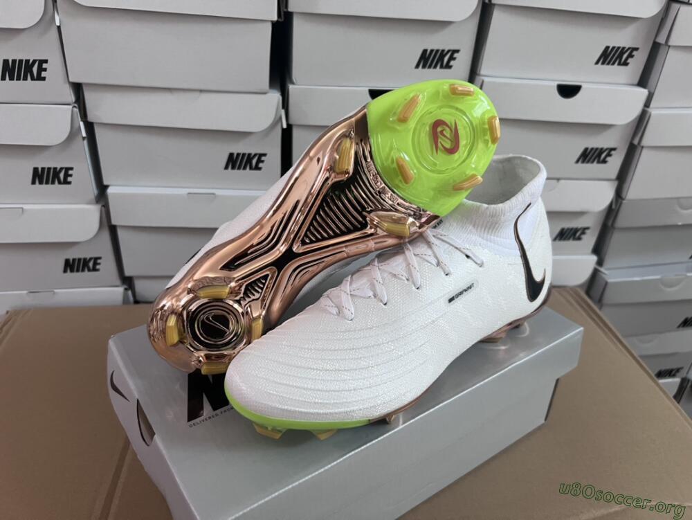 Nike Phantom Luna Elite NU FG Football Boots - White/Gold/Black