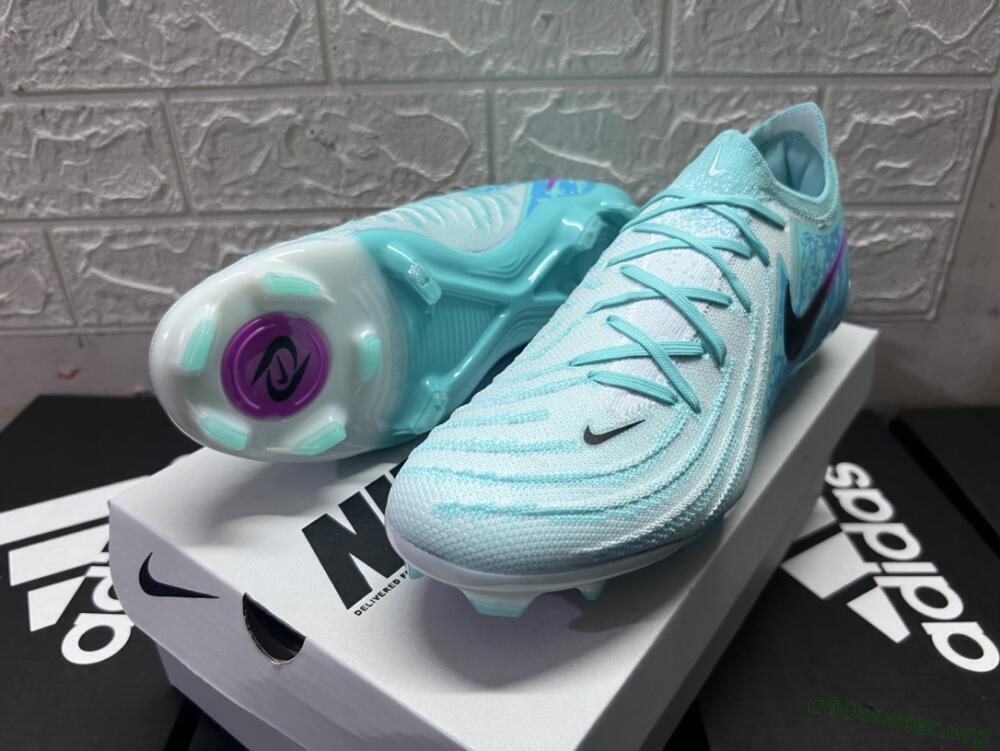 Nike Phantom Luna 2 Elite LV8 FG Football Boots - Jade/Black/Purple