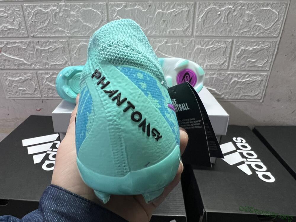 Nike Phantom Luna 2 Elite LV8 FG Football Boots - Jade/Black/Purple