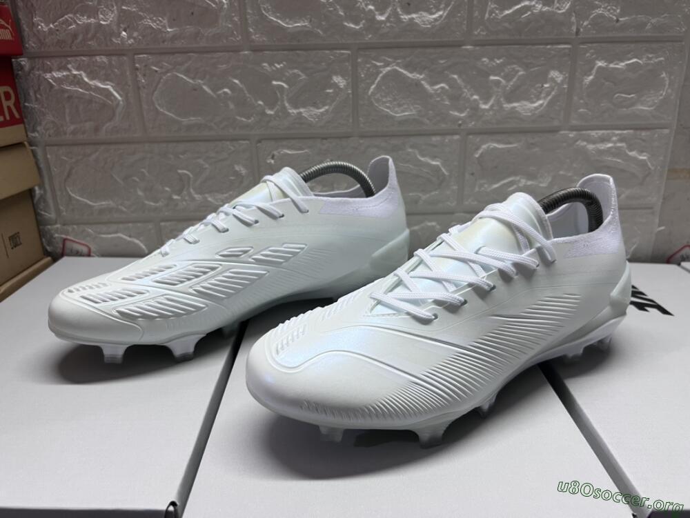 Adidas Predator Accuracy.1 FG Football Boots - White/Beige
