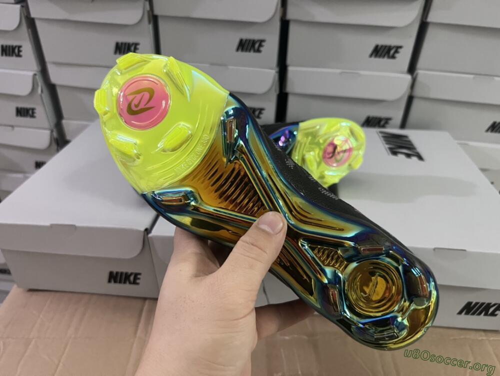 Nike Phantom Luna Elite FG Football Boots - Black/Yellow/Pink