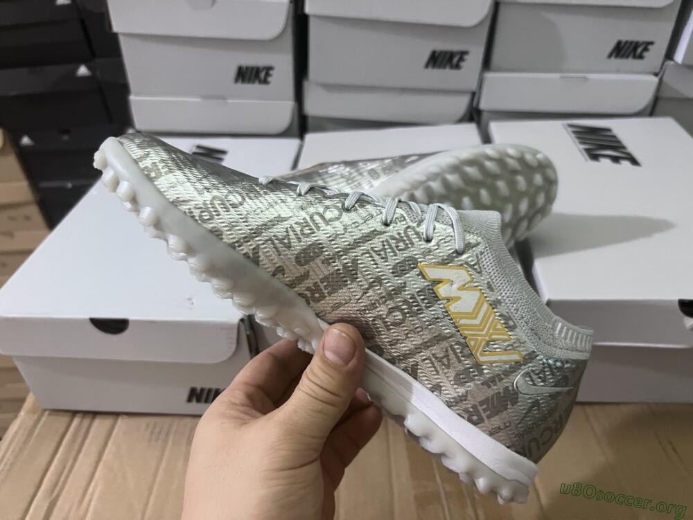 Nike Air Zoom Mercurial Vapor 15 Elite TF Football Shoes - Silver/Gold