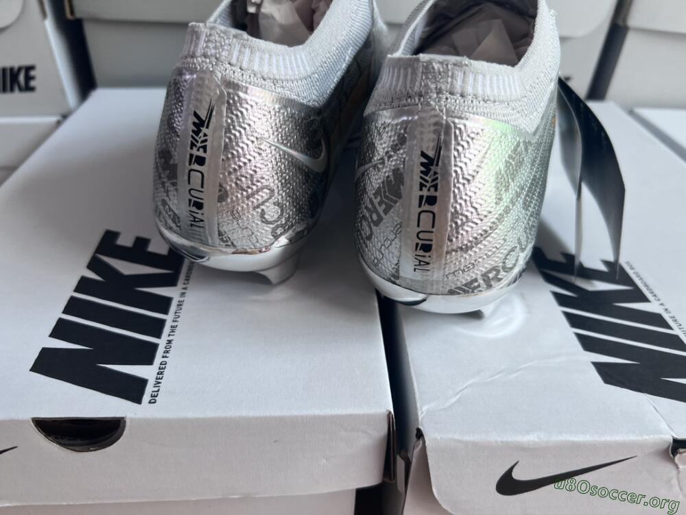 Nike Air Zoom Mercurial Vapor 15 Elite FG Football Boots - Silver/Gold