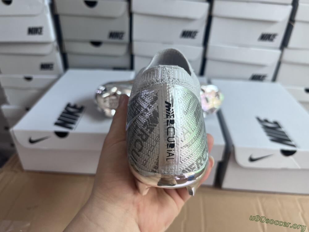 Nike Air Zoom Mercurial Vapor 15 Elite FG Football Boots - Silver/Gold