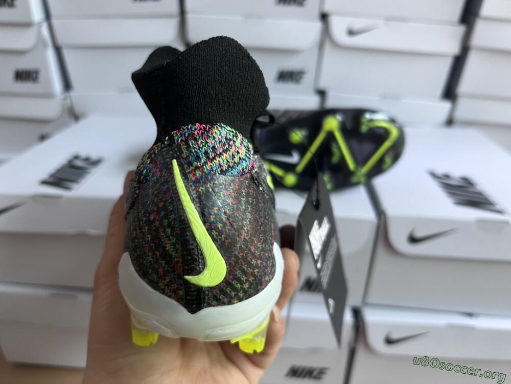 Nike Phantom GX Elite DF FG Football Boots - Black/Rainbow
