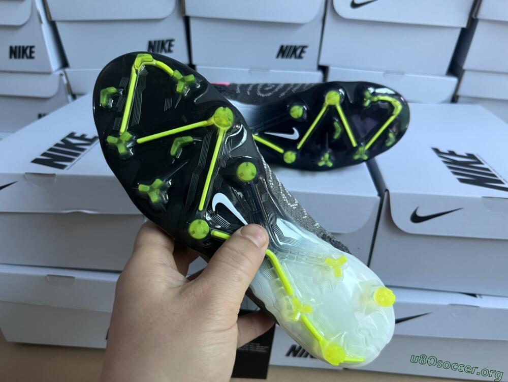 Nike Phantom GX Elite DF FG Football Boots - Black/Rainbow