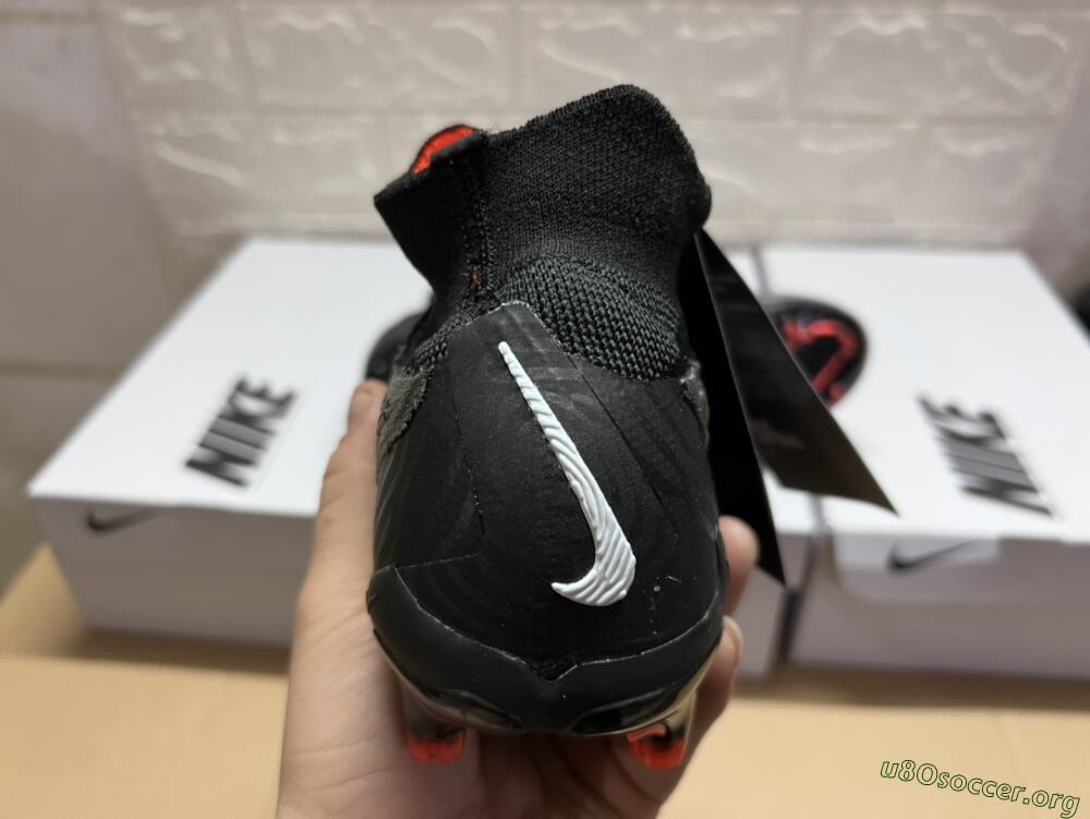 Nike Phantom GX Elite DF FG Football Boots - Black/White