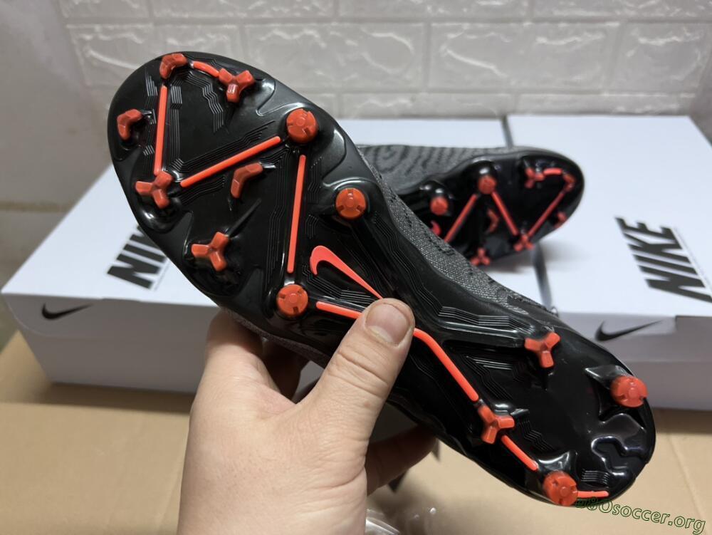 Nike Phantom GX Elite DF FG Football Boots - Black/White