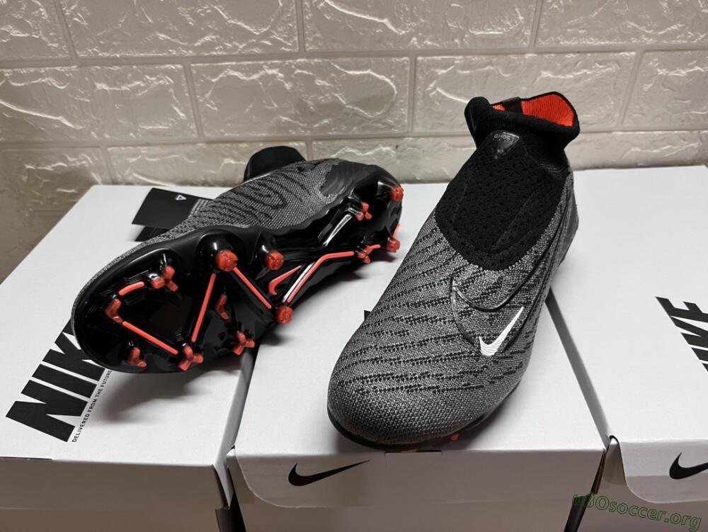 Nike Phantom GX Elite DF FG Football Boots - Black/White