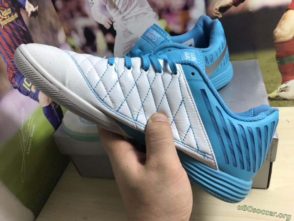 Nike Lunar Gato 2 IC Football Shoes - White/Blue/Silver