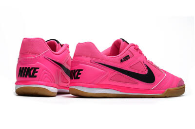 Supreme x Nike SB Gato IC Football Shoes - Pink/Black/White