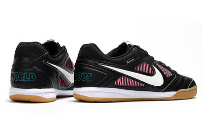 Supreme x Nike SB Gato IC Football Shoes - Black/White/Red