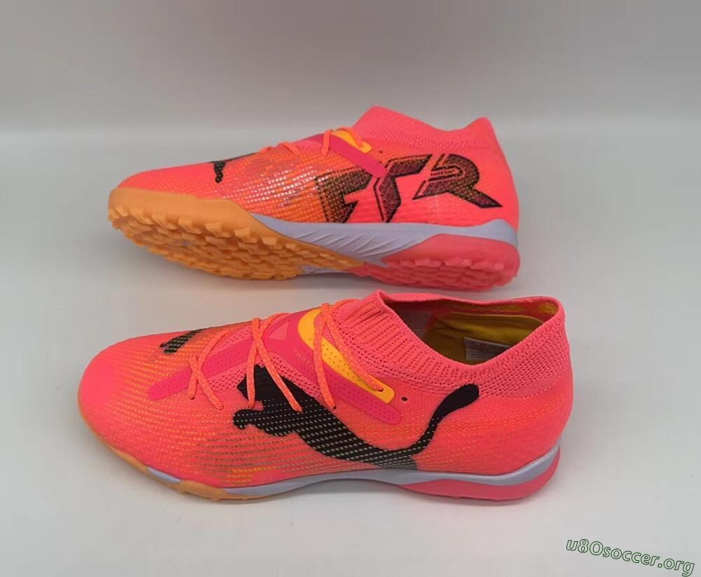 Puma Future 7 Ultimate TF Football Shoes - Pink/Black/White