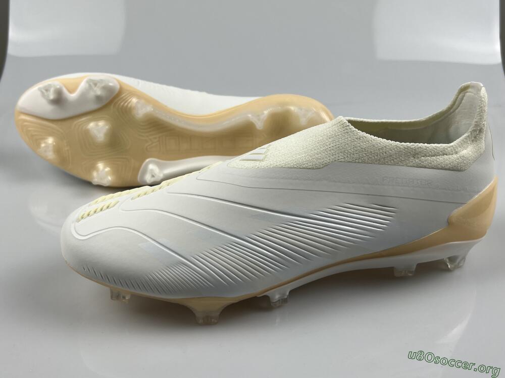 Adidas Predator Accuracy+ Laceless FG Football Boots - White/Beige