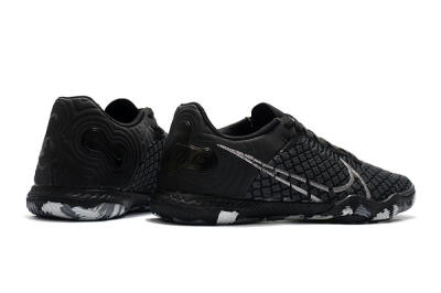 Nike React Gato IC Football Shoes - Black/Silver/Grey