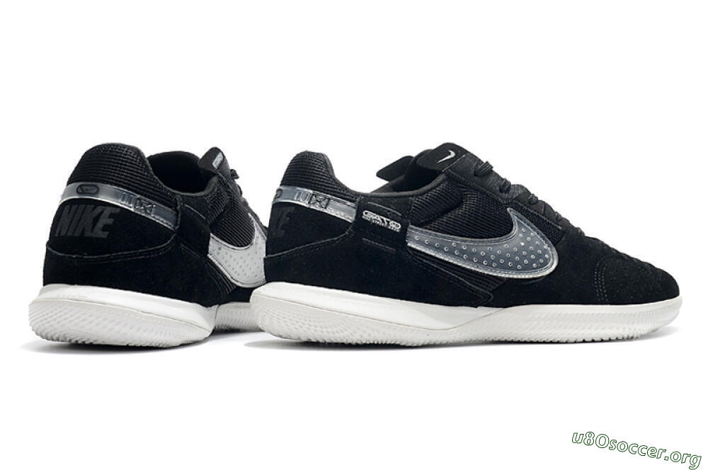 Nike Street Gato IC Football Shoes - Black/White 6