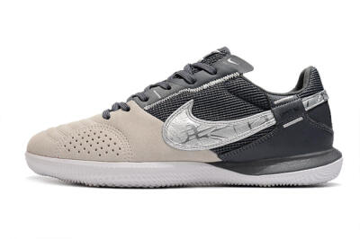 Nike Street Gato IC Football Shoes - Beige/Silver/Black