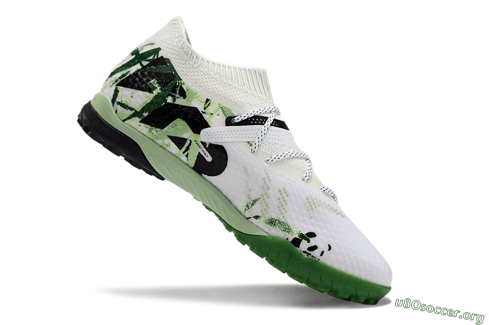 Puma Future 7 Ultimate TF Football Shoes - White/Green/Black 4