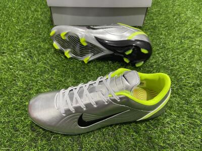 Ronaldo X Nike R9 Mercurial Vapor 3 FG Football Boots - Silver/Black/Yellow