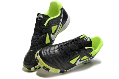 Supreme x Nike SB Gato IC Football Shoes - Black/Yellow/White