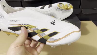 Adidas Predator Laceless Elite 25 FG Football Boots - White/Black/Gold