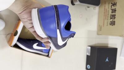 Nike Street Gato IC Football Shoes - Black/White/Blue