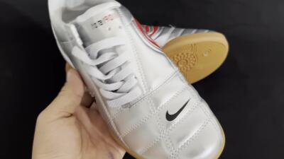 Nike Total 90 III IC Football Shoes - Silver/Blue