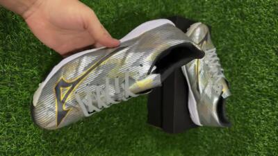 Mizuno Morelia Alpha Beta TF Football Shoes - Silver/Gold/Black