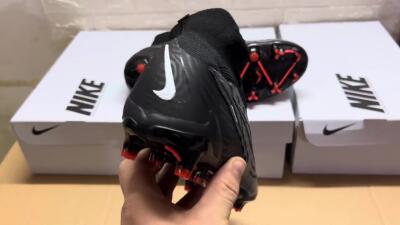 Nike Phantom GX Elite DF FG Football Boots - Black/White