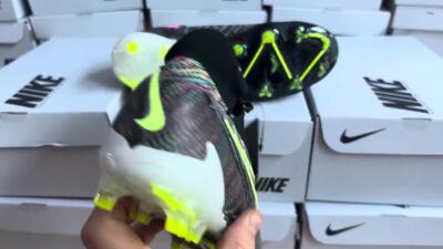 Nike Phantom GX Elite DF FG Football Boots - Black/Rainbow