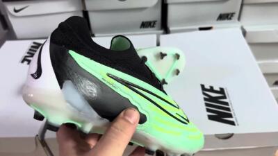 Nike Phantom GX Elite FG Football Boots - Green/Black
