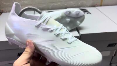 Adidas Predator Accuracy.1 FG Football Boots - White/Beige