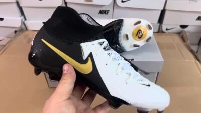 Nike Phantom Luna Elite NU FG Football Boots - White/Black/Gold